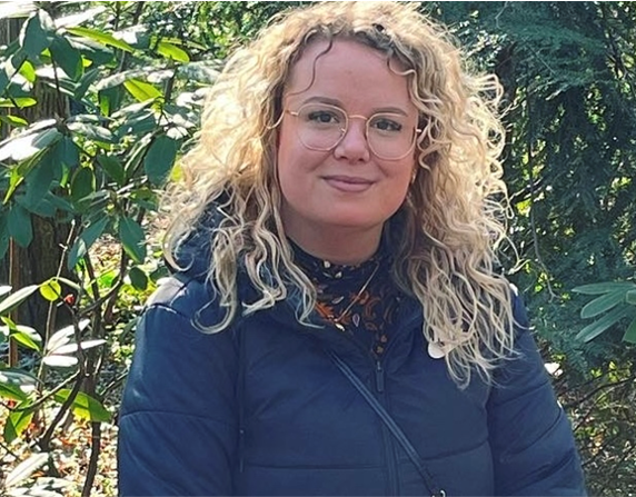 Mw. Sanne Jansen